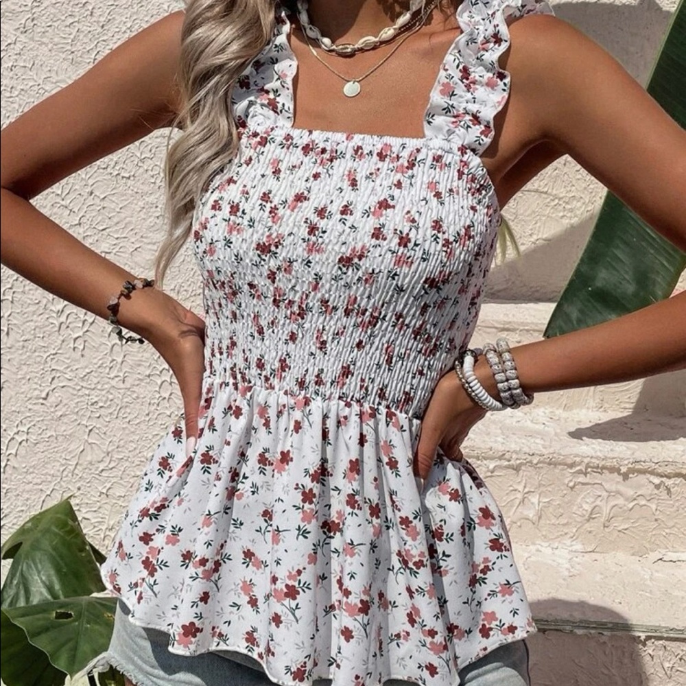 SHEIN ditsy floral camp top
